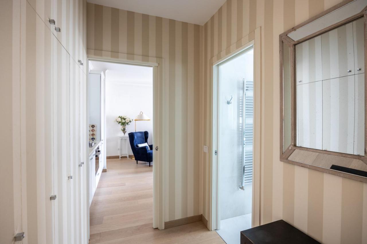Bocconi Elegante Appartamento Con Wifi Milan Extérieur photo