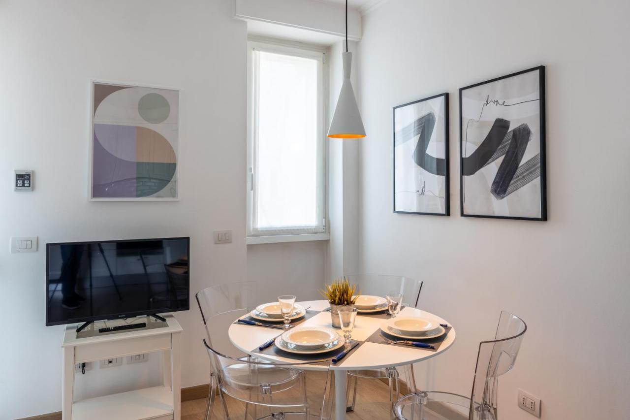 Bocconi Elegante Appartamento Con Wifi Milan Extérieur photo
